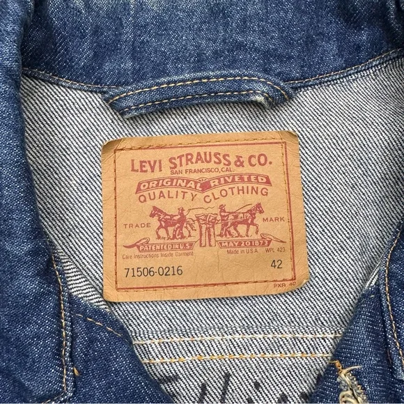 Levi Strauss & Co. Vintage Denim Trucker Jacket Sz 42 - Picture 7 of 12